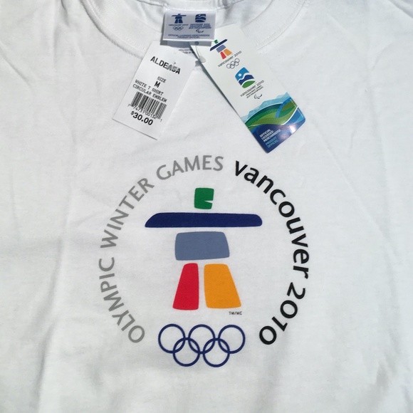 NWT Vancouver Olympics 2010 Men's Medium T-Shirt - Picture 2 of 3